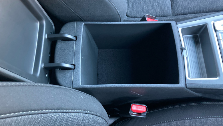 Hyundai KONA 100kW Premium 39kWh 5dr Auto Electric Hatchback